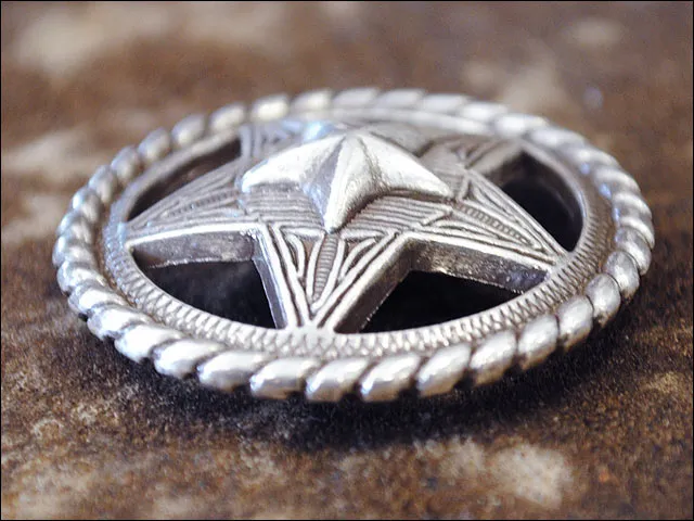 1.5 In Western Nickle Plated Round Conchos Hilason