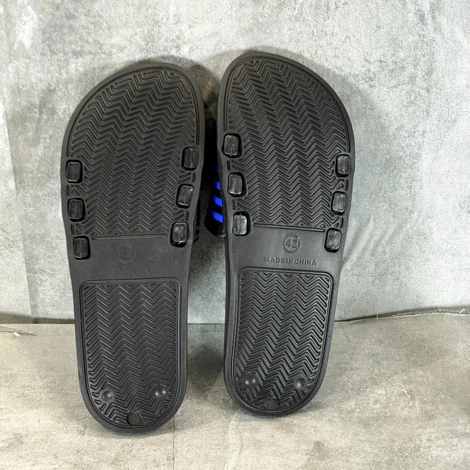 AKADEMIKS Men's Black/Royal Flip 1.0 Stripe Slide Sandals SZ 9