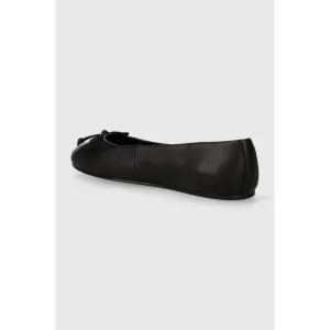 Essential Chic Ballerina