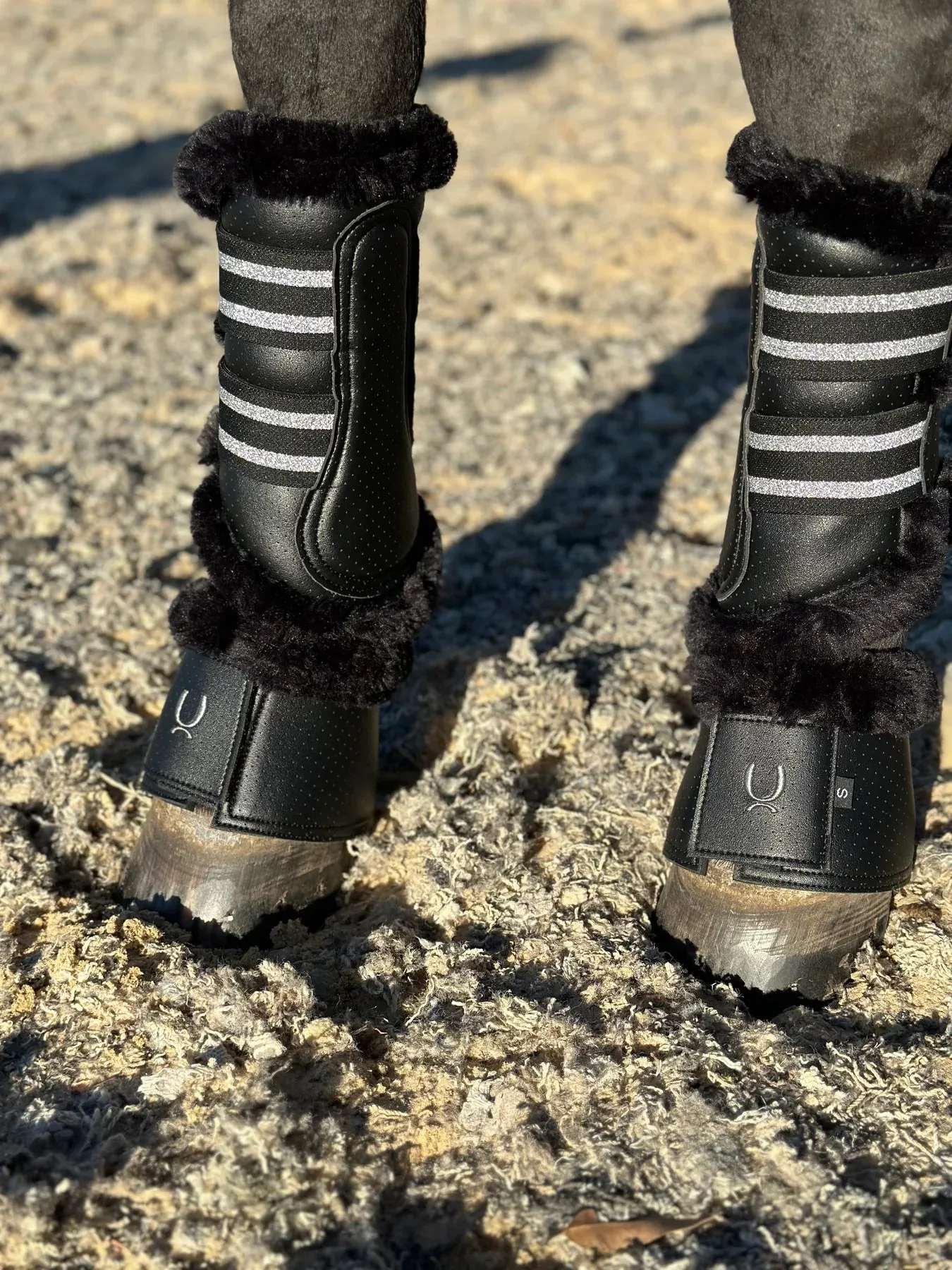 Ippico Aero 2.0 Flow Brushing Boots - Black