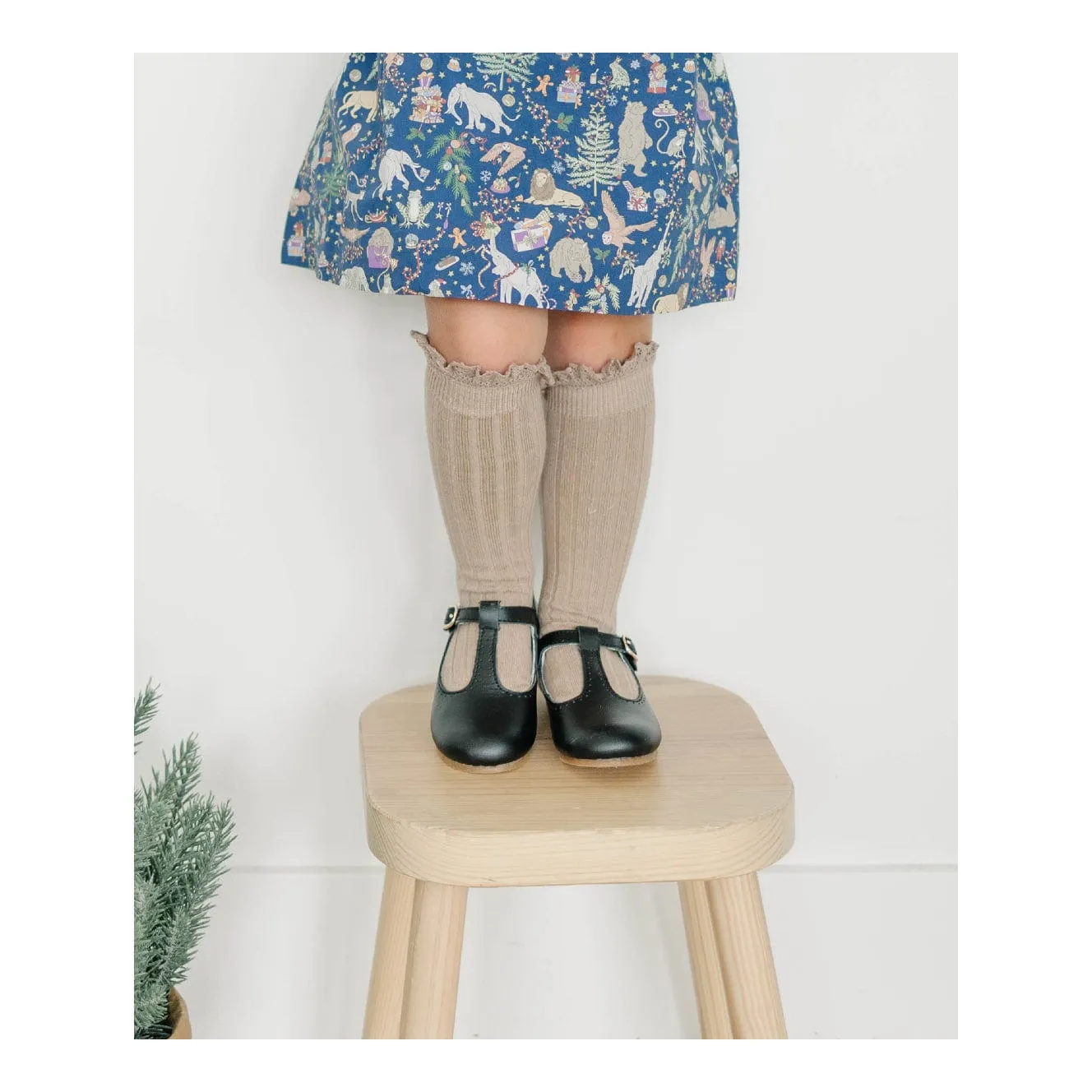 L'Amour Eleanor T-Strap Flat in Black