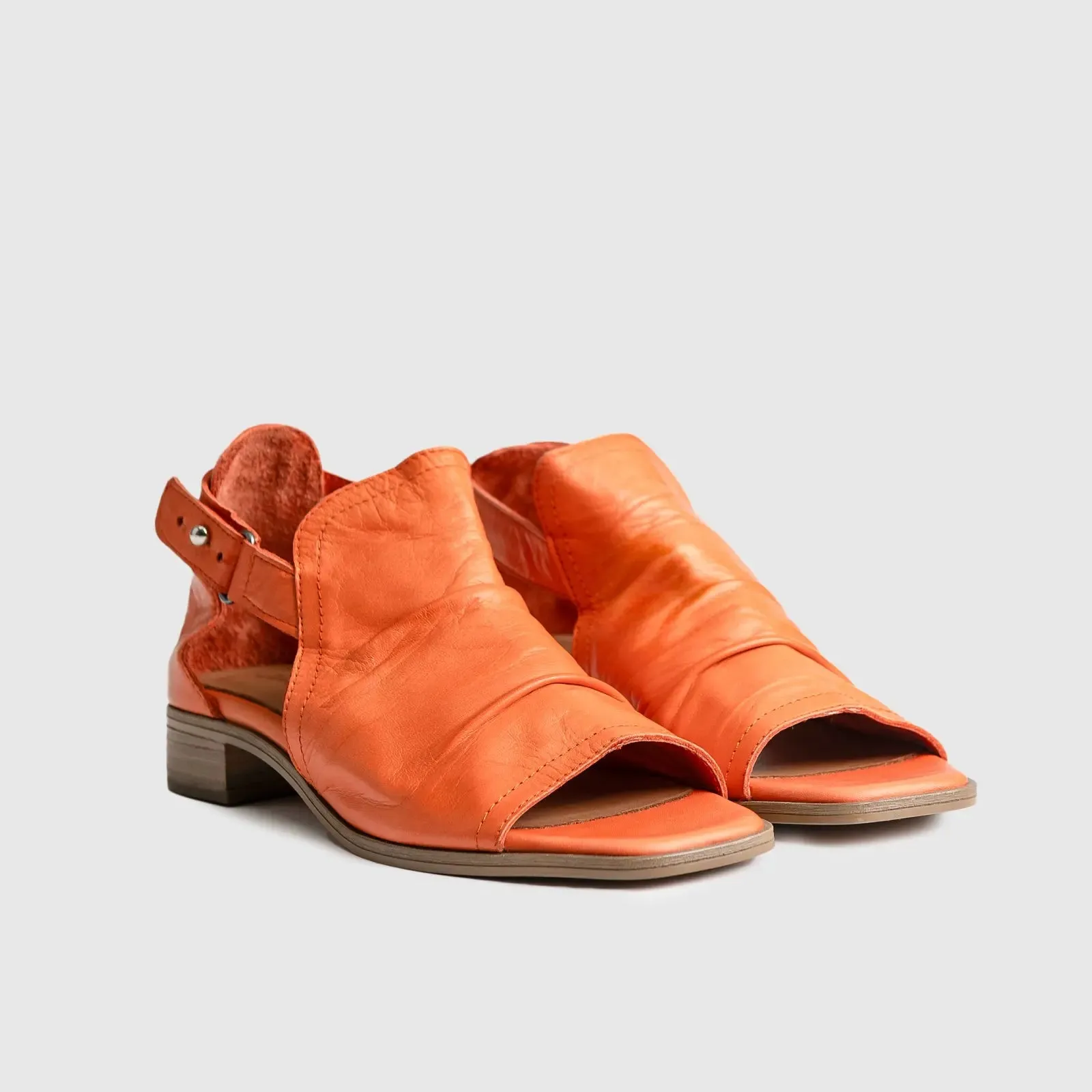 Leather Comfort Block Heel Sandal Orange 8821