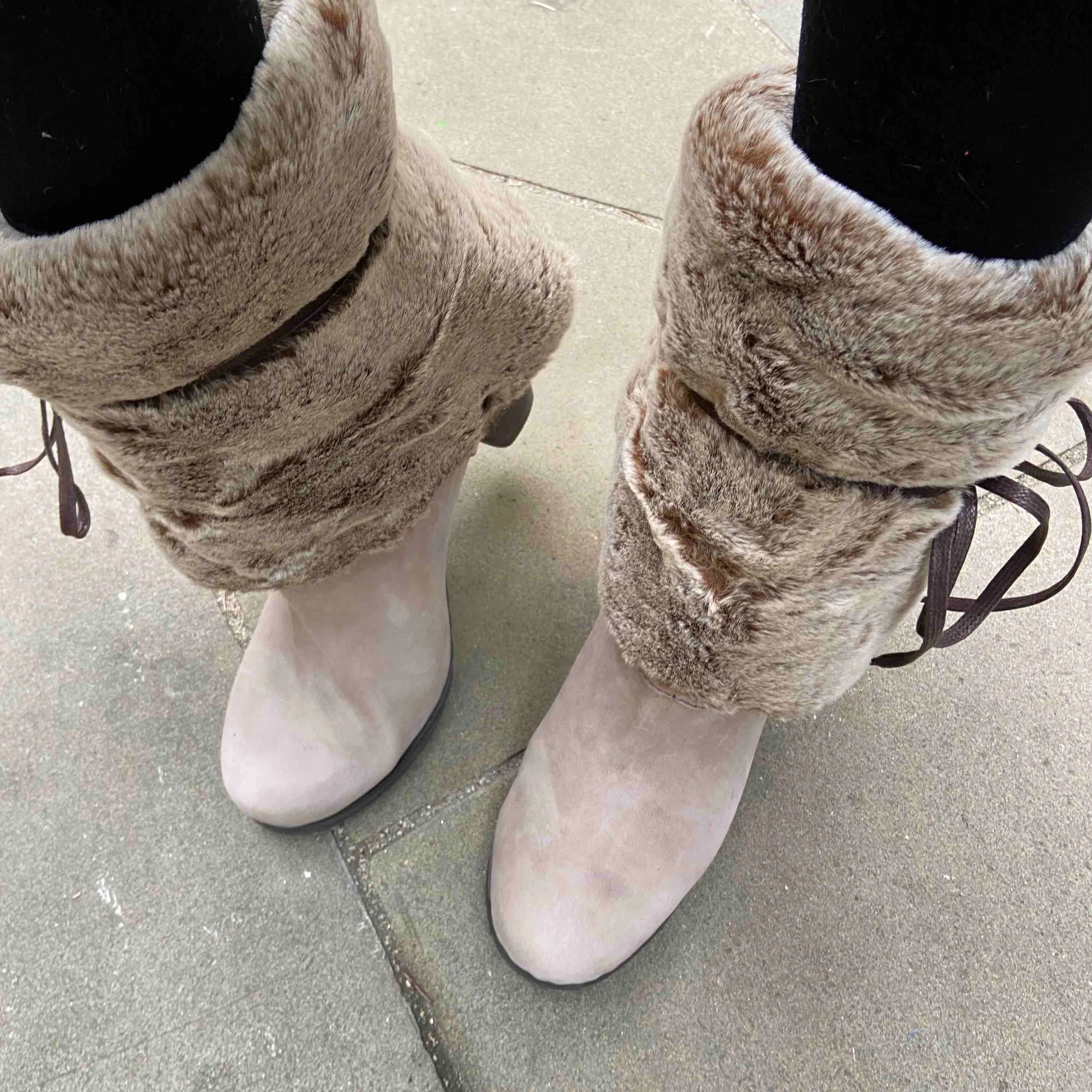 Pulpeux - Stone long leg boot- Last pairs 36 & 38
