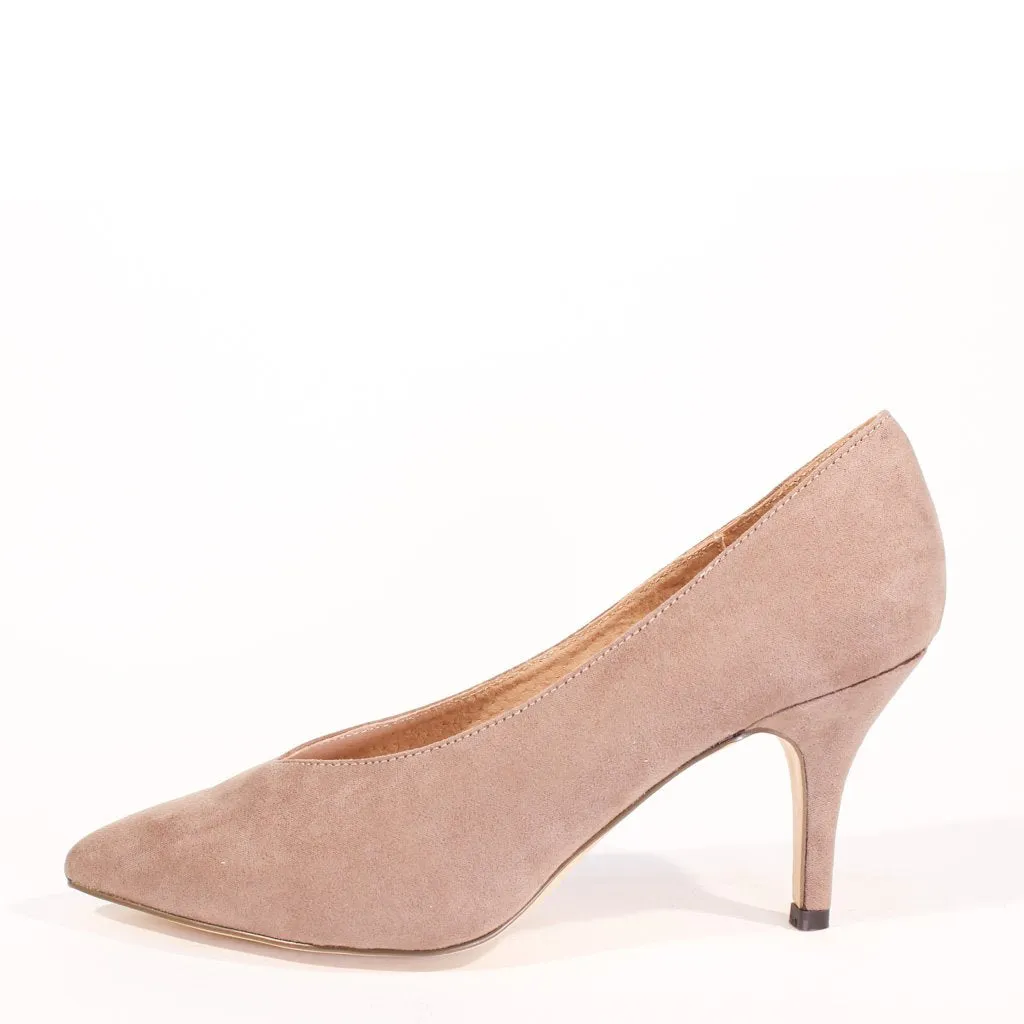Vera Pointy Toe Pumps