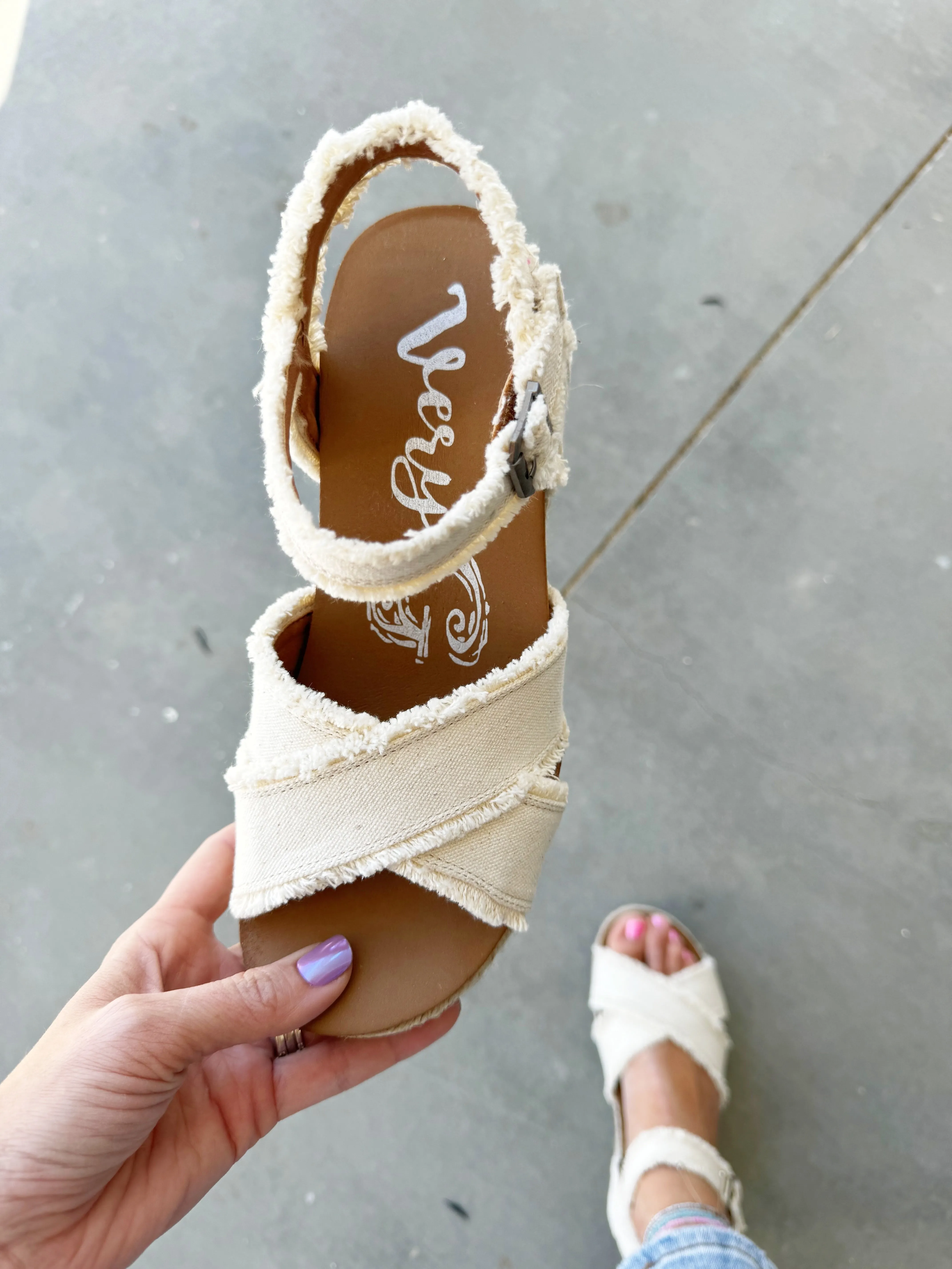 Very G Brista Sandals in Cream